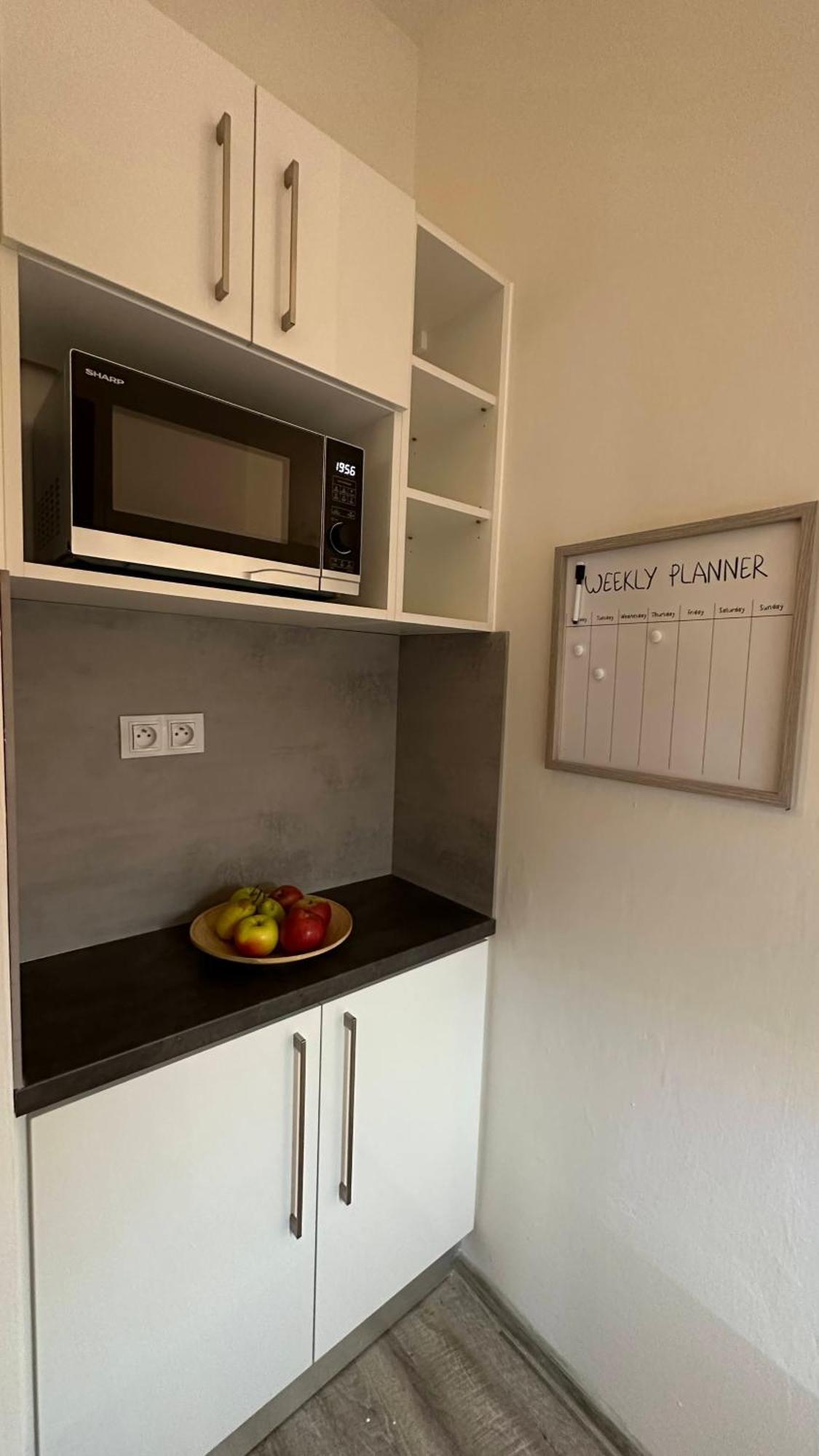 ברנו Apartman S Balkonem U Parku & 15 Minut Do Centra מראה חיצוני תמונה